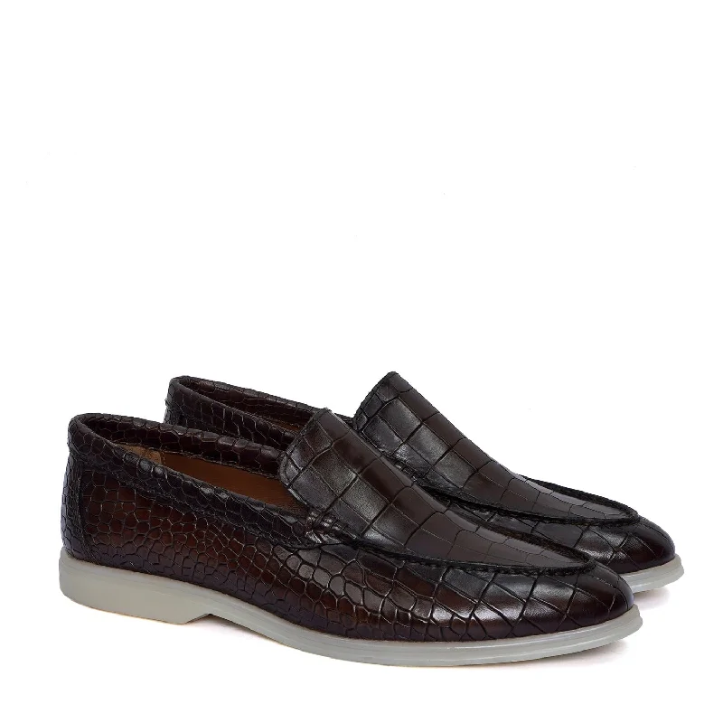 Men's loafers with a leather lining for comfort Men's loafers with a leather lining for comfort Yacht Slip-On Shoes in Rich Dark Brown Color Men's loafers with a leather lining for comfort Men's loafers with a leather lining for comfort Yacht Slip-On Shoes in Rich Dark Brown Color