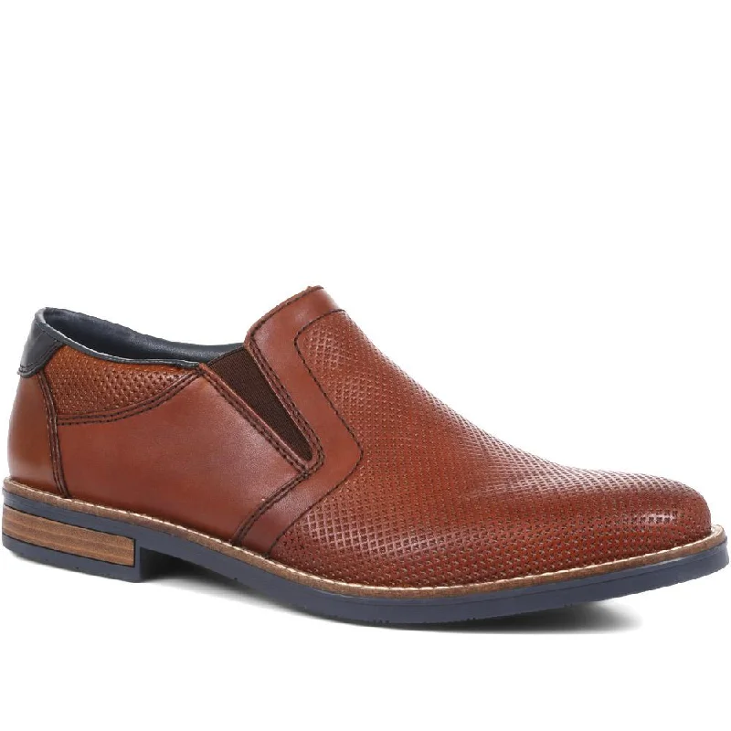 Men's loafers with a pointed toe for a stylish appearance Men's loafers with a pointed toe for a stylish appearance Slip-on Smart Loafers - RKR31544 / 317 759 Men's loafers with a pointed toe for a stylish appearance Men's loafers with a pointed toe for a stylish appearance Slip-on Smart Loafers - RKR31544 / 317 759