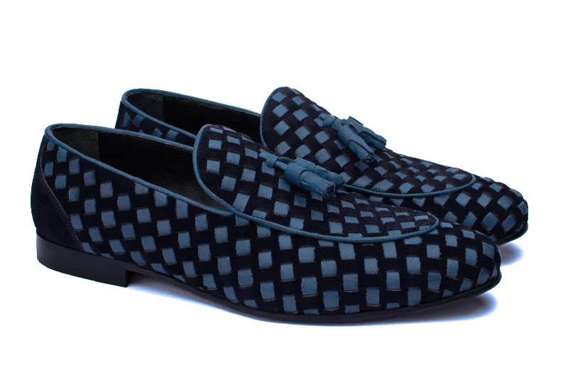Men's loafers with a tassel front for a classic look Men's loafers with a tassel front for a classic look The Braided Loafers - Navy Men's loafers with a tassel front for a classic look Men's loafers with a tassel front for a classic look The Braided Loafers - Navy