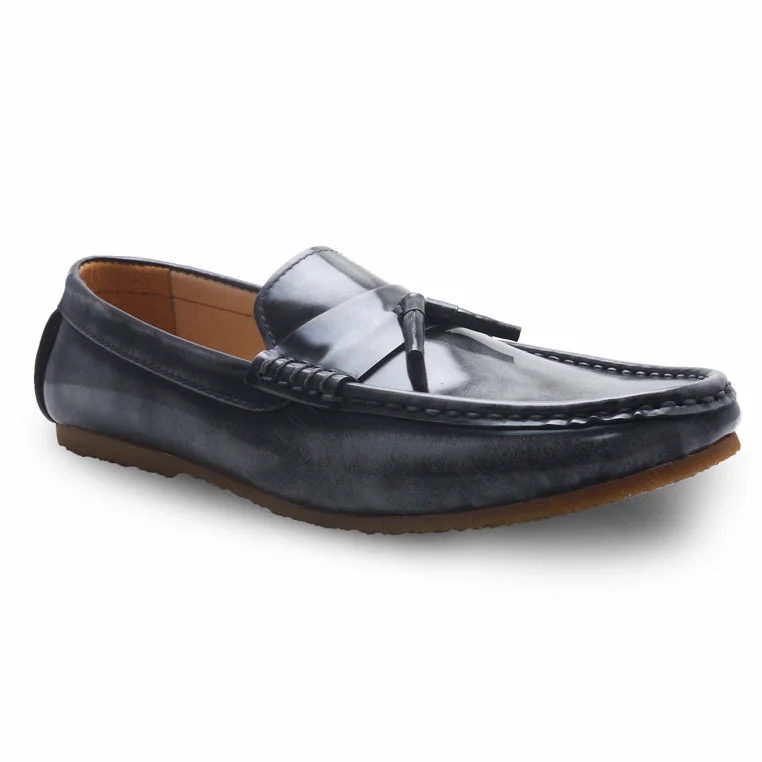Men's loafers with a smooth leather finish Men's loafers with a smooth leather finish Comfy Tassel Loafer European Brush Off Ash Grey Men's loafers with a smooth leather finish Men's loafers with a smooth leather finish Comfy Tassel Loafer European Brush Off Ash Grey
