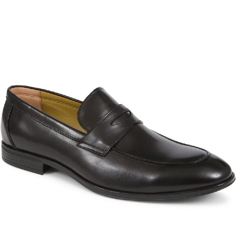 Men's loafers with a smooth leather finish Men's loafers with a smooth leather finish Rushden Leather Penny Loafers - RUSHDEN / 323 643 Men's loafers with a smooth leather finish Men's loafers with a smooth leather finish Rushden Leather Penny Loafers - RUSHDEN / 323 643