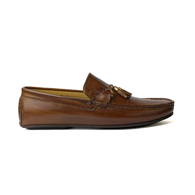 Men's loafers with a tassel front for a classic look Men's loafers with a tassel front for a classic look Mustard Casual Loafer Men's loafers with a tassel front for a classic look Men's loafers with a tassel front for a classic look Mustard Casual Loafer