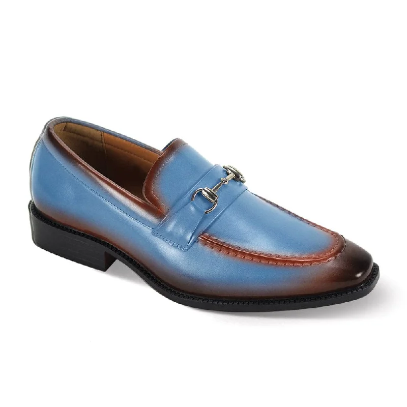 Men's formal shoes with a polished shine Men's formal shoes with a polished shine ANTONIO CERRELLI/7007 Men's formal shoes with a polished shine Men's formal shoes with a polished shine ANTONIO CERRELLI/7007