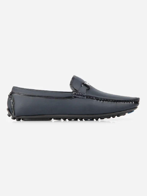 Men's loafers with a pointed toe for a stylish appearance Men's loafers with a pointed toe for a stylish appearance Men's Navy Saddle Trim Loafer (IX4103) Men's loafers with a pointed toe for a stylish appearance Men's loafers with a pointed toe for a stylish appearance Men's Navy Saddle Trim Loafer (IX4103)