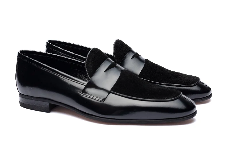 Men's loafers with a smooth leather finish Men's loafers with a smooth leather finish The Lenno Loafers Men's loafers with a smooth leather finish Men's loafers with a smooth leather finish The Lenno Loafers
