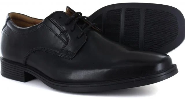 Men's leather formal Oxford shoes with a cap toe Men's leather formal Oxford shoes with a cap toe Clarks Tilden Plain II waterproof Men's leather formal Oxford shoes with a cap toe Men's leather formal Oxford shoes with a cap toe Clarks Tilden Plain II waterproof