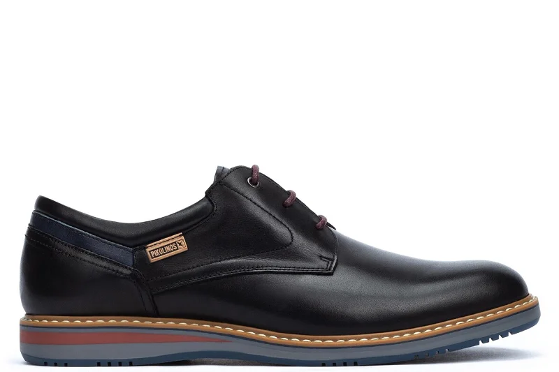 Men's formal shoes with a contrast stitching detail Men's formal shoes with a contrast stitching detail PIKOLINOS - M1T-4050 - AVILA Men's formal shoes with a contrast stitching detail Men's formal shoes with a contrast stitching detail PIKOLINOS - M1T-4050 - AVILA
