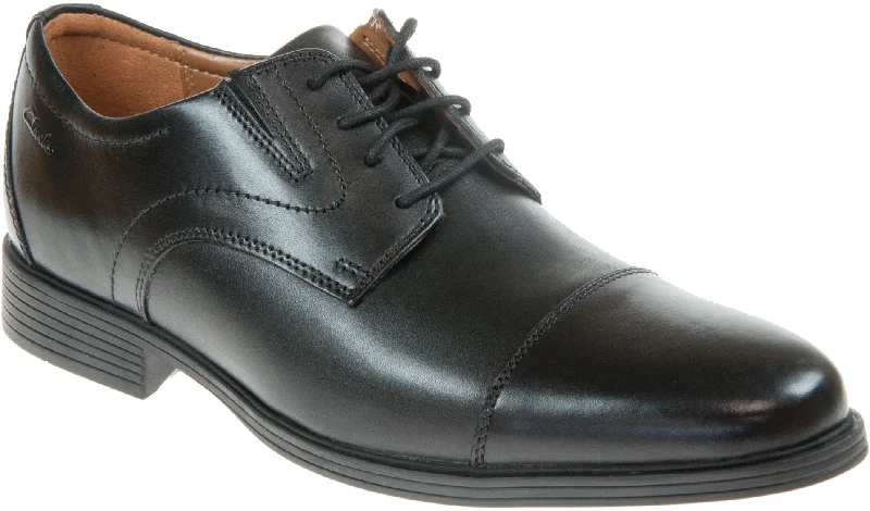 Men's formal shoes with a wingtip design Men's formal shoes with a wingtip design Clarks Whiddon Cap Men's formal shoes with a wingtip design Men's formal shoes with a wingtip design Clarks Whiddon Cap